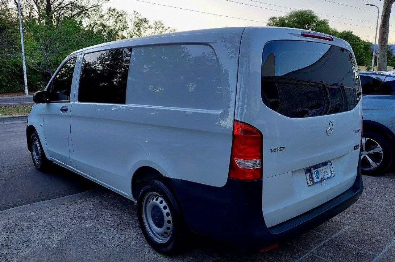 Mercedes Benz Vito Usada en Mendoza, deRuedas