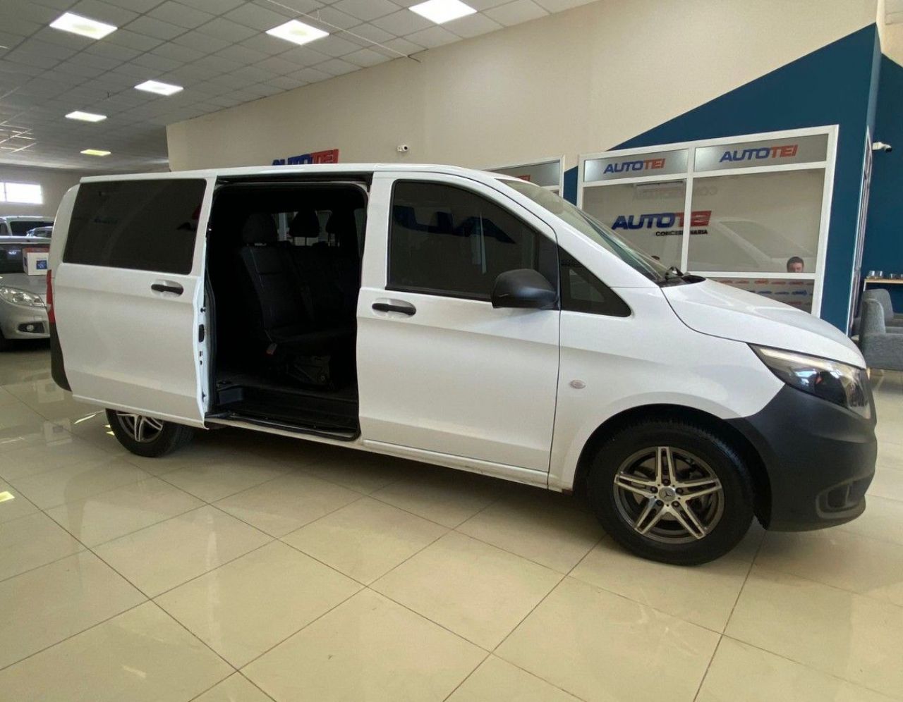 Mercedes Benz Vito Usada Financiado en Córdoba, deRuedas