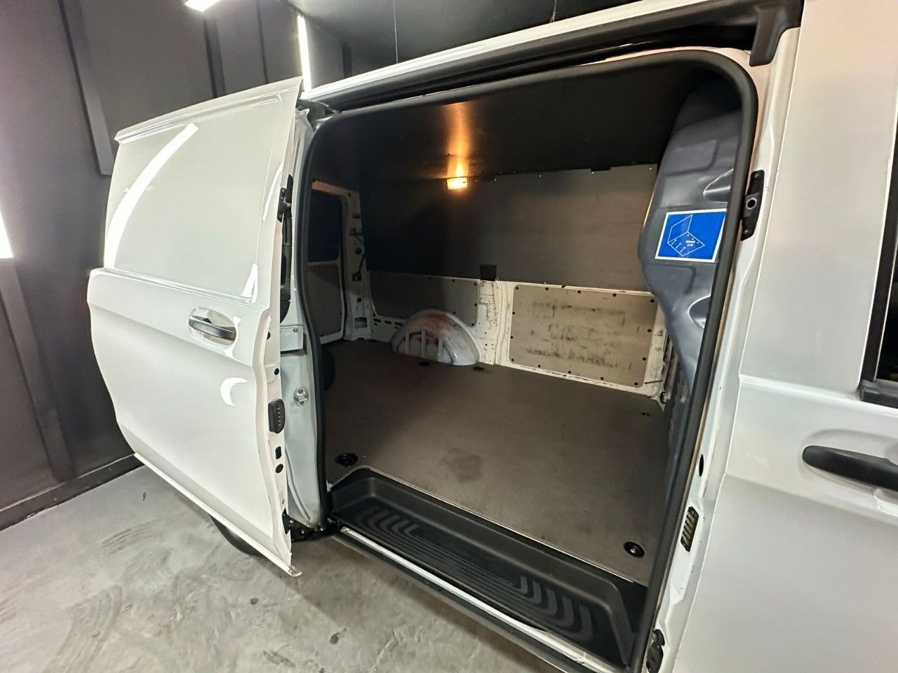 Mercedes Benz Vito Usada en Córdoba, deRuedas