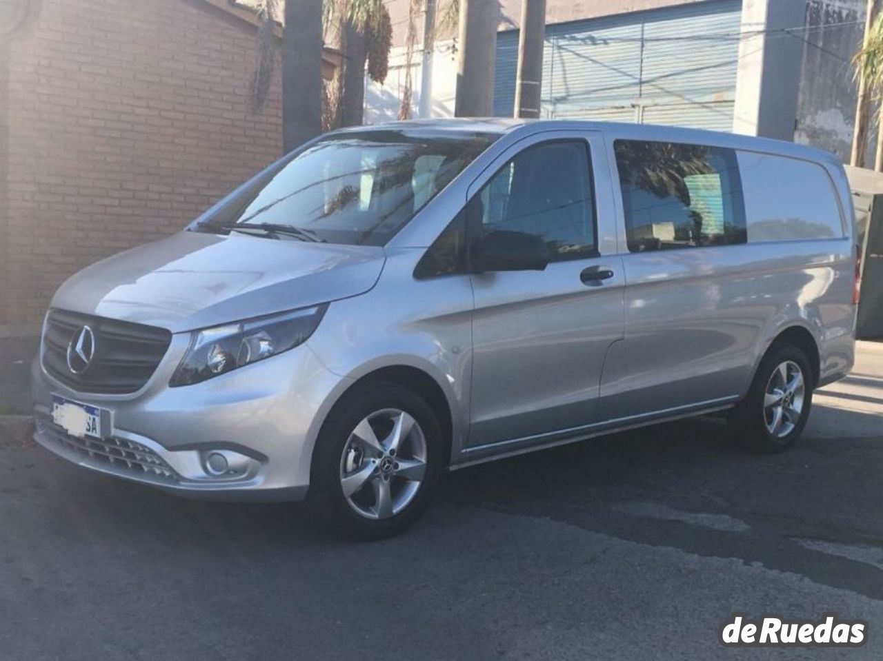 Mercedes Benz Vito Usada en Córdoba, deRuedas