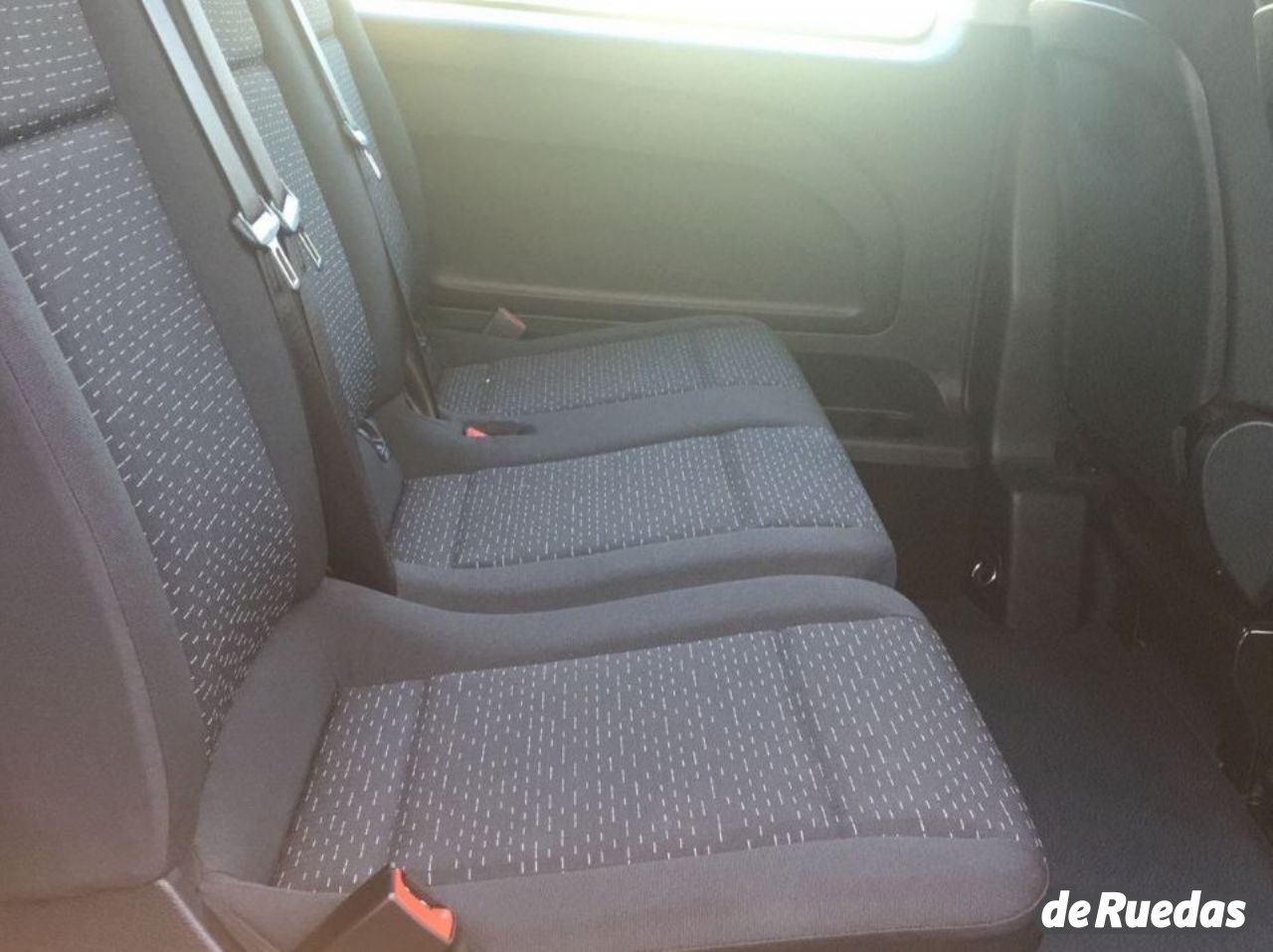 Mercedes Benz Vito Usada en Córdoba, deRuedas