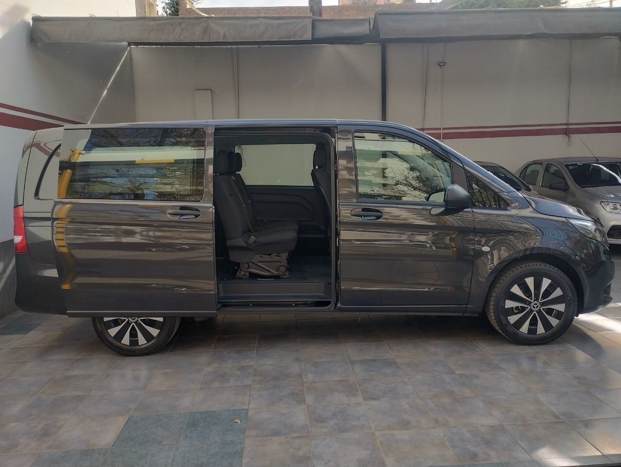 Mercedes Benz Vito Usada en Mendoza, deRuedas