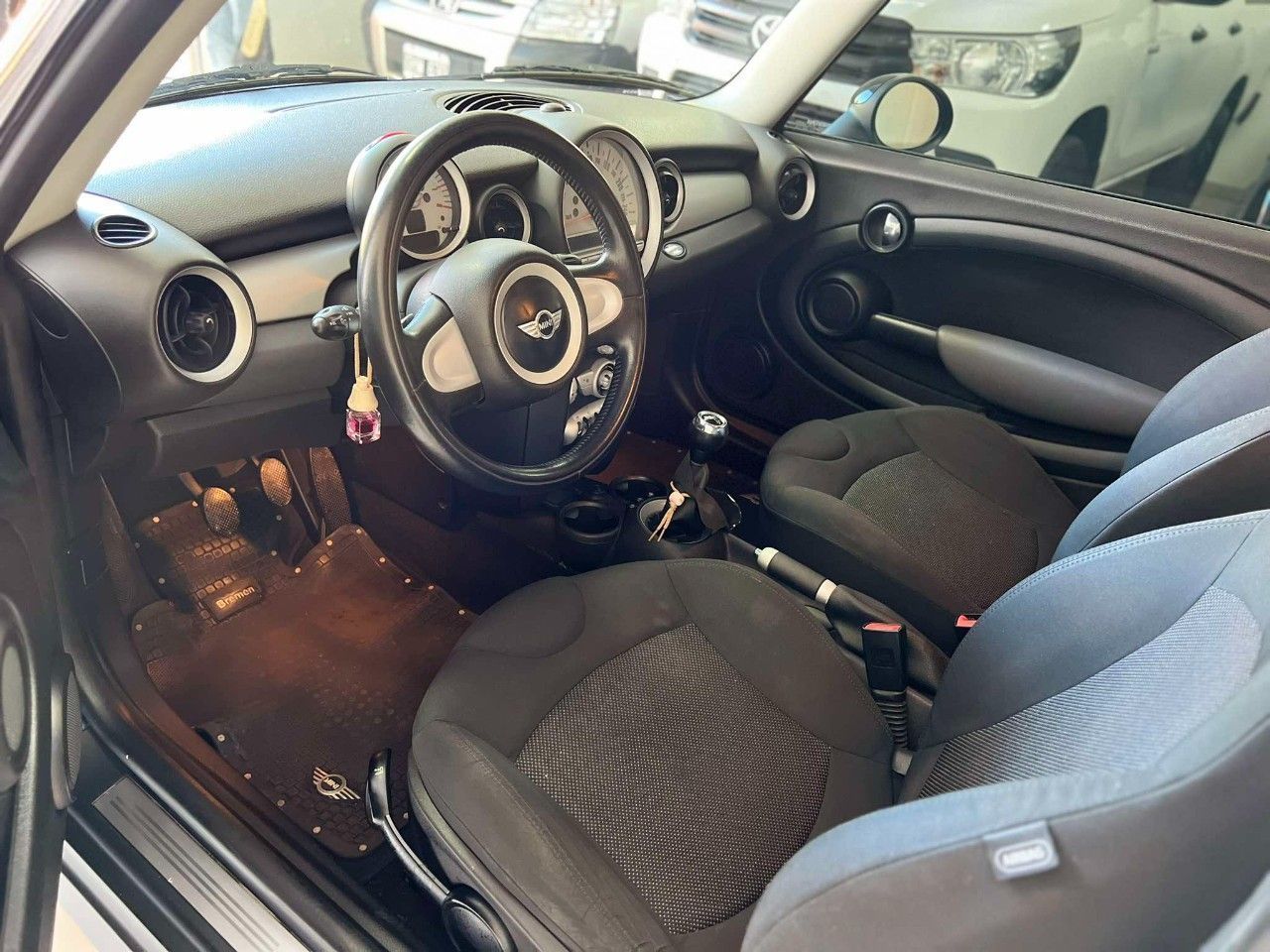 Mini Cooper Usado en Mendoza, deRuedas