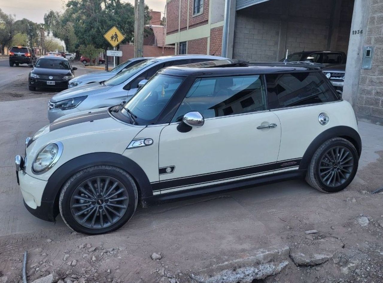 Mini Cooper Usado en Mendoza, deRuedas