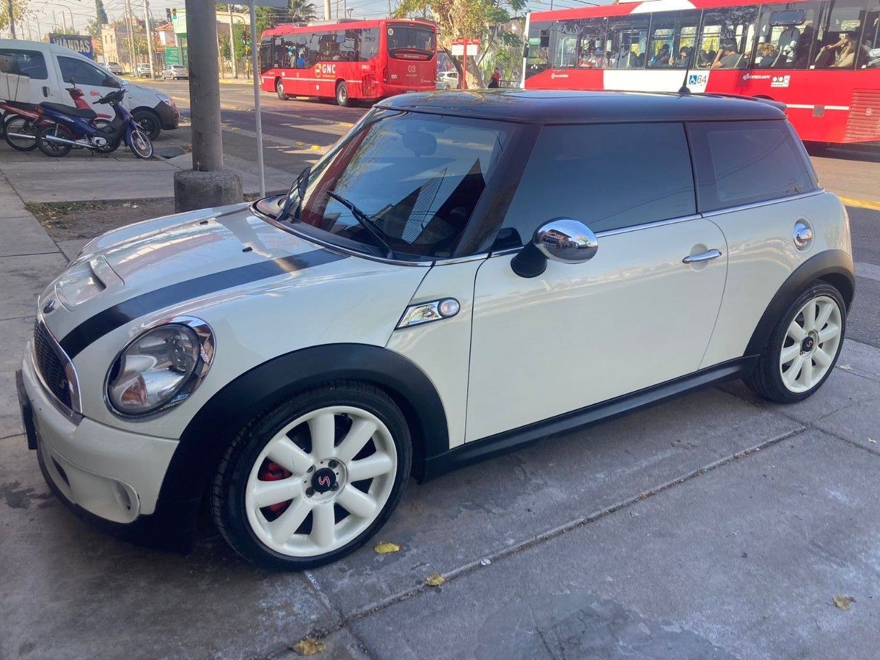 Mini Cooper Usado en Mendoza, deRuedas