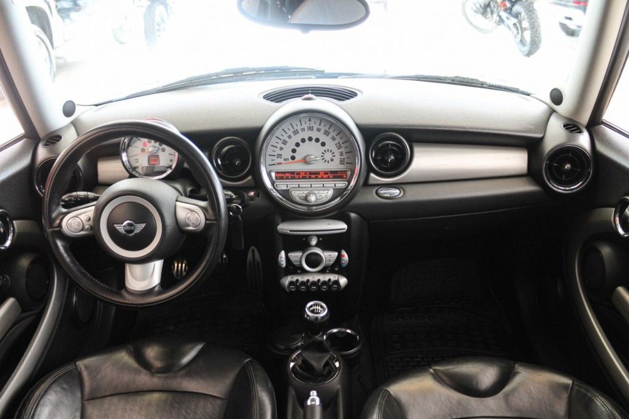 Mini Cooper Usado en Mendoza, deRuedas