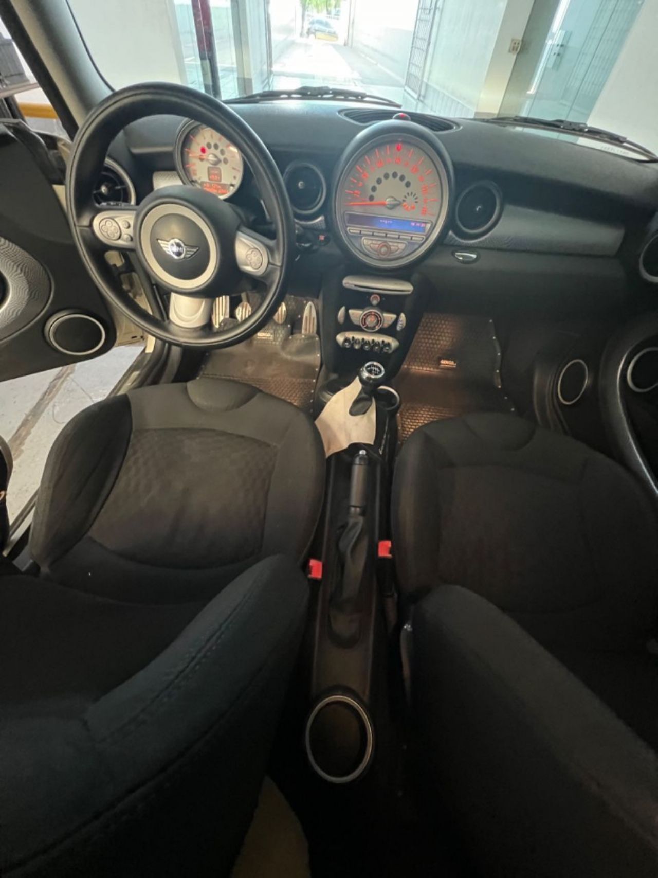 Mini Cooper Usado en Mendoza, deRuedas