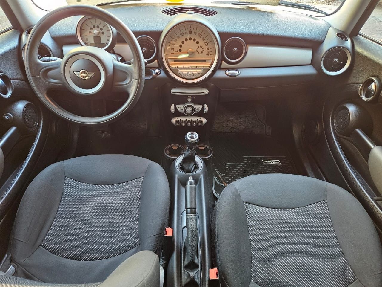 Mini Cooper Usado en Mendoza, deRuedas