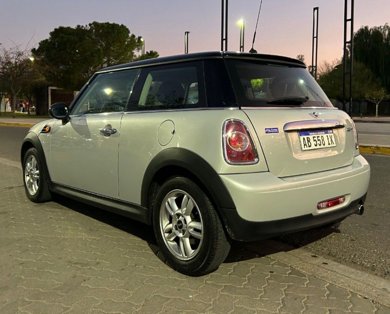 Mini Cooper Usado en Mendoza, deRuedas
