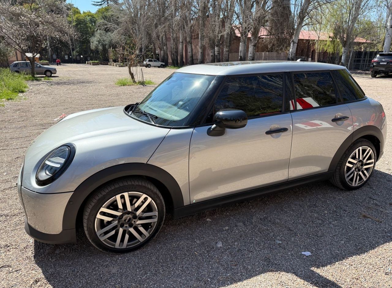 Mini Cooper Usado en Mendoza, deRuedas