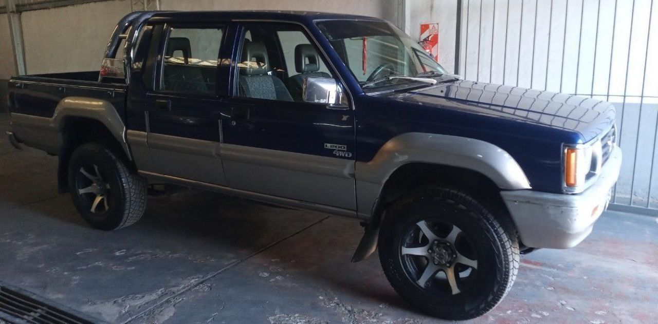 Mitsubishi L200 Usada en Mendoza, deRuedas