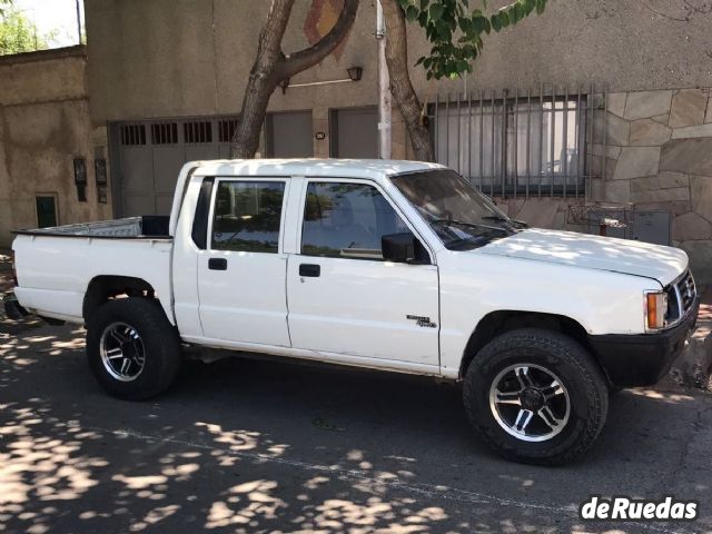 Mitsubishi L200 Usada en Mendoza, deRuedas