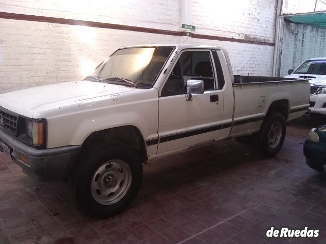 Mitsubishi L200 Usada en Mendoza, deRuedas