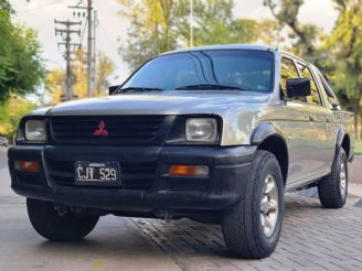 Mitsubishi L200 Usada en Mendoza
