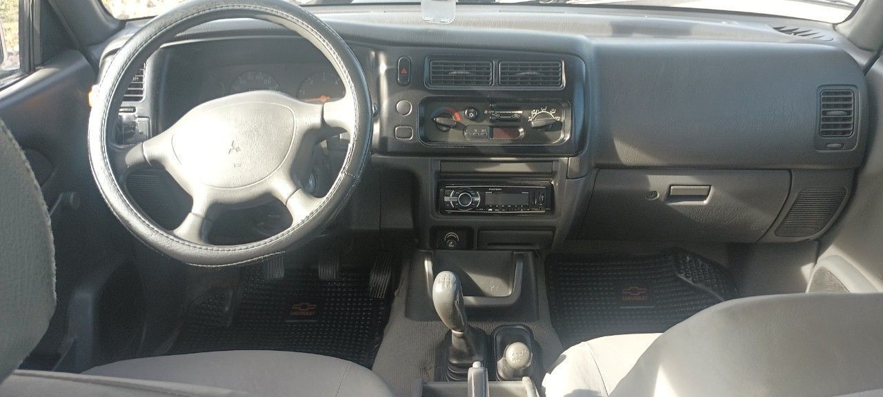 Mitsubishi L200 Usada en Mendoza, deRuedas