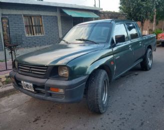Mitsubishi L200 Usada en Mendoza