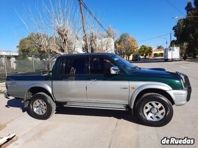 Mitsubishi L200 Usada en Mendoza, deRuedas