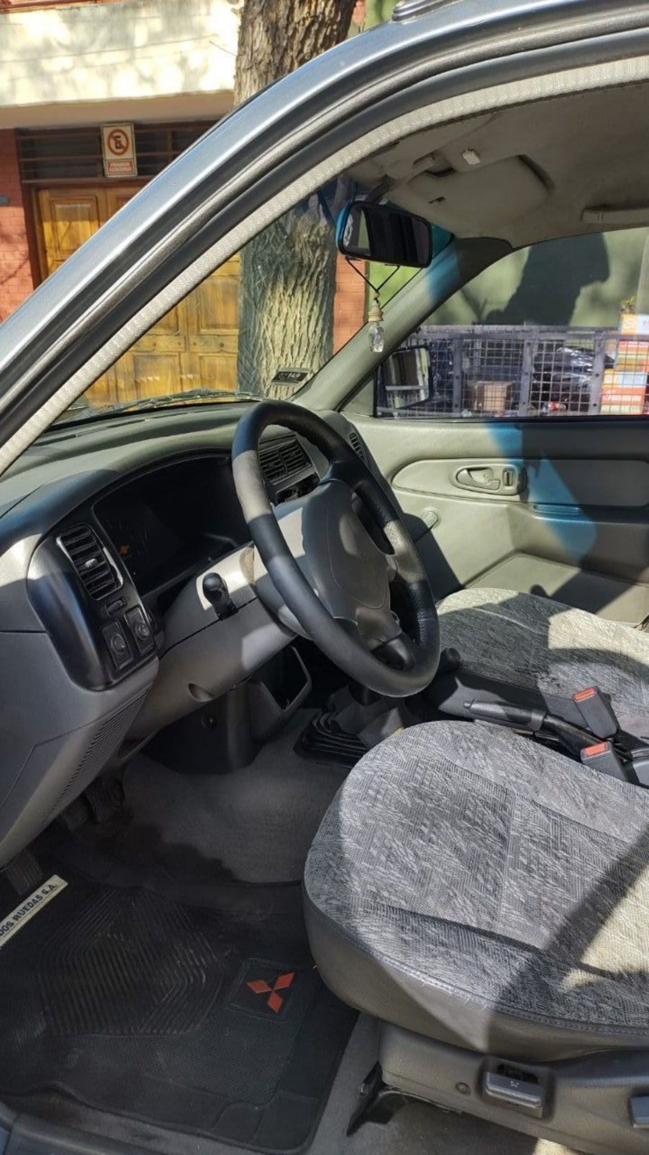 Mitsubishi L200 Usada en Mendoza, deRuedas