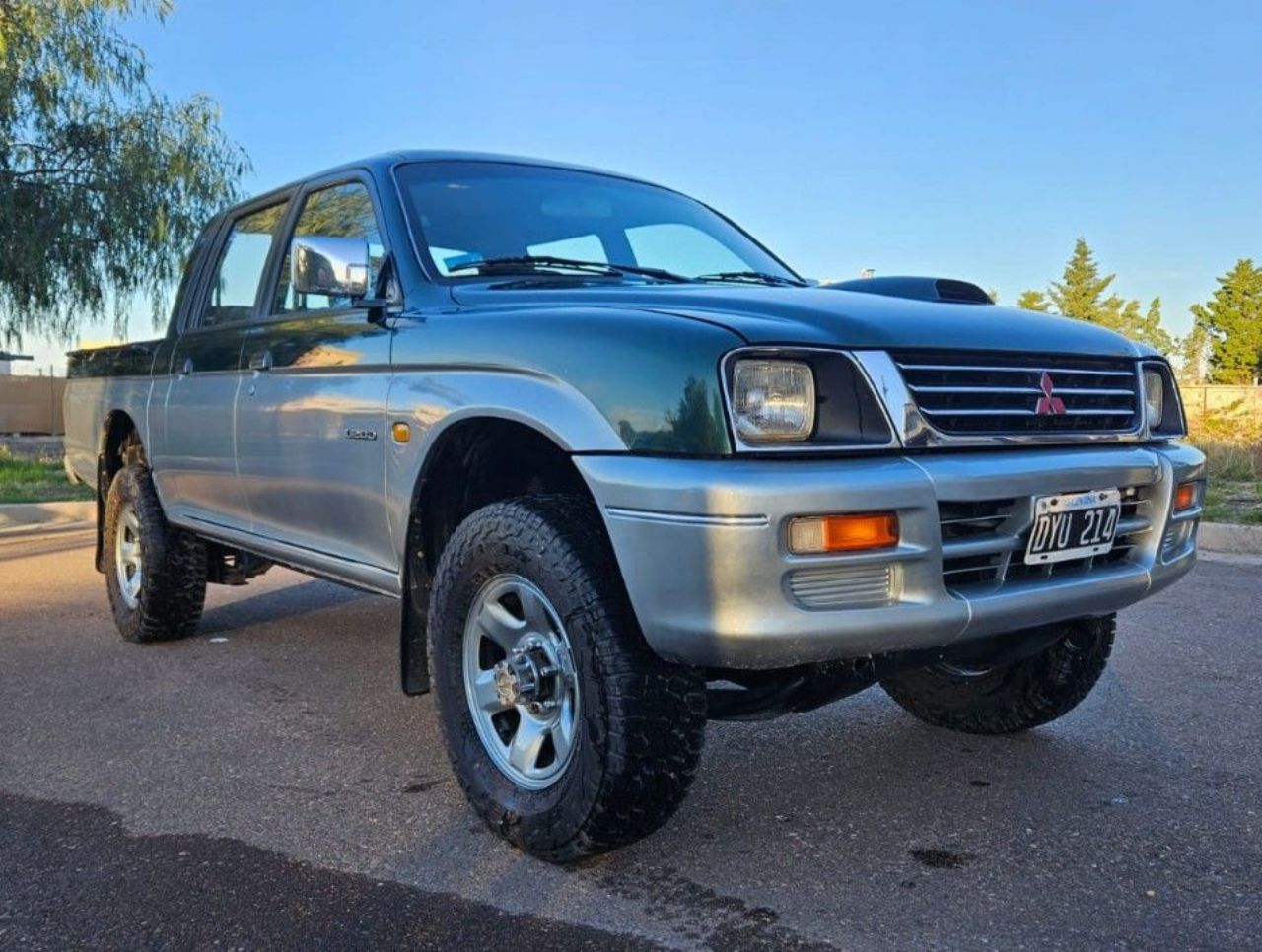 Mitsubishi L200 Usada en Mendoza, deRuedas
