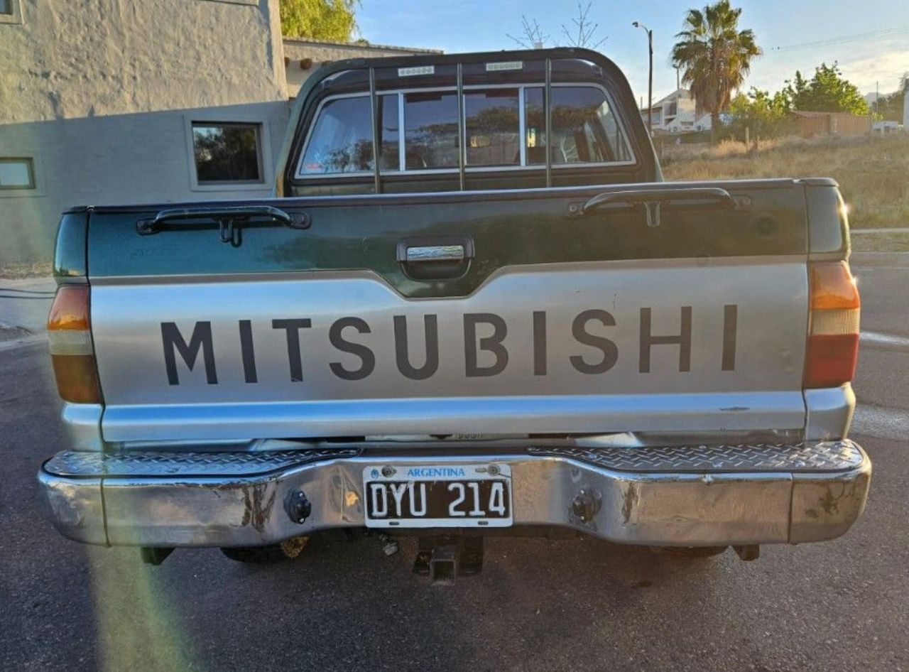 Mitsubishi L200 Usada en Mendoza, deRuedas