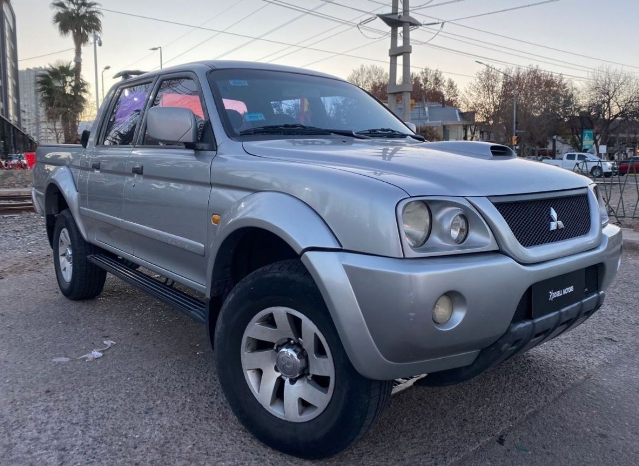 Mitsubishi L200 Usada en Mendoza, deRuedas