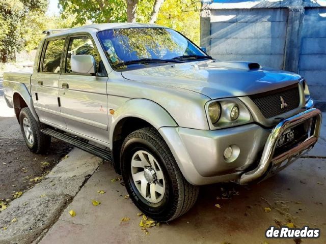 Mitsubishi L200 Usada en Mendoza, deRuedas