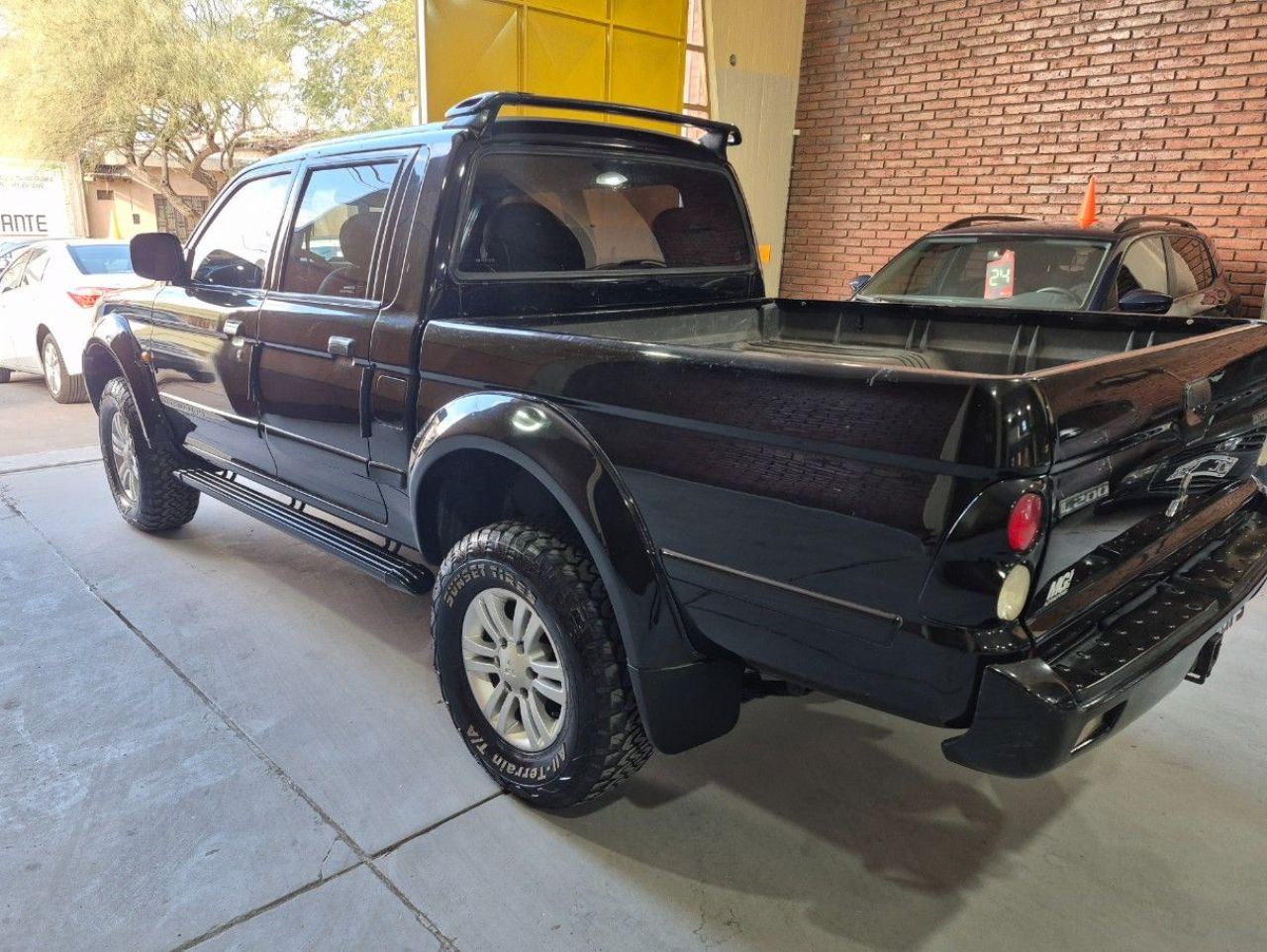 Mitsubishi L200 Usada Financiado en Mendoza, deRuedas