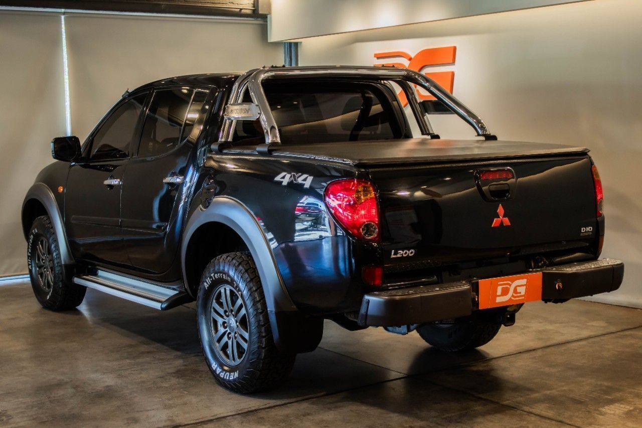 Mitsubishi L200 Usada en Córdoba, deRuedas