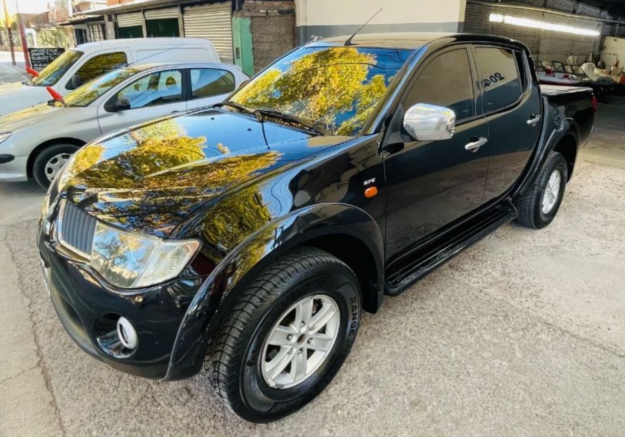 Mitsubishi L200 Usada en Mendoza, deRuedas