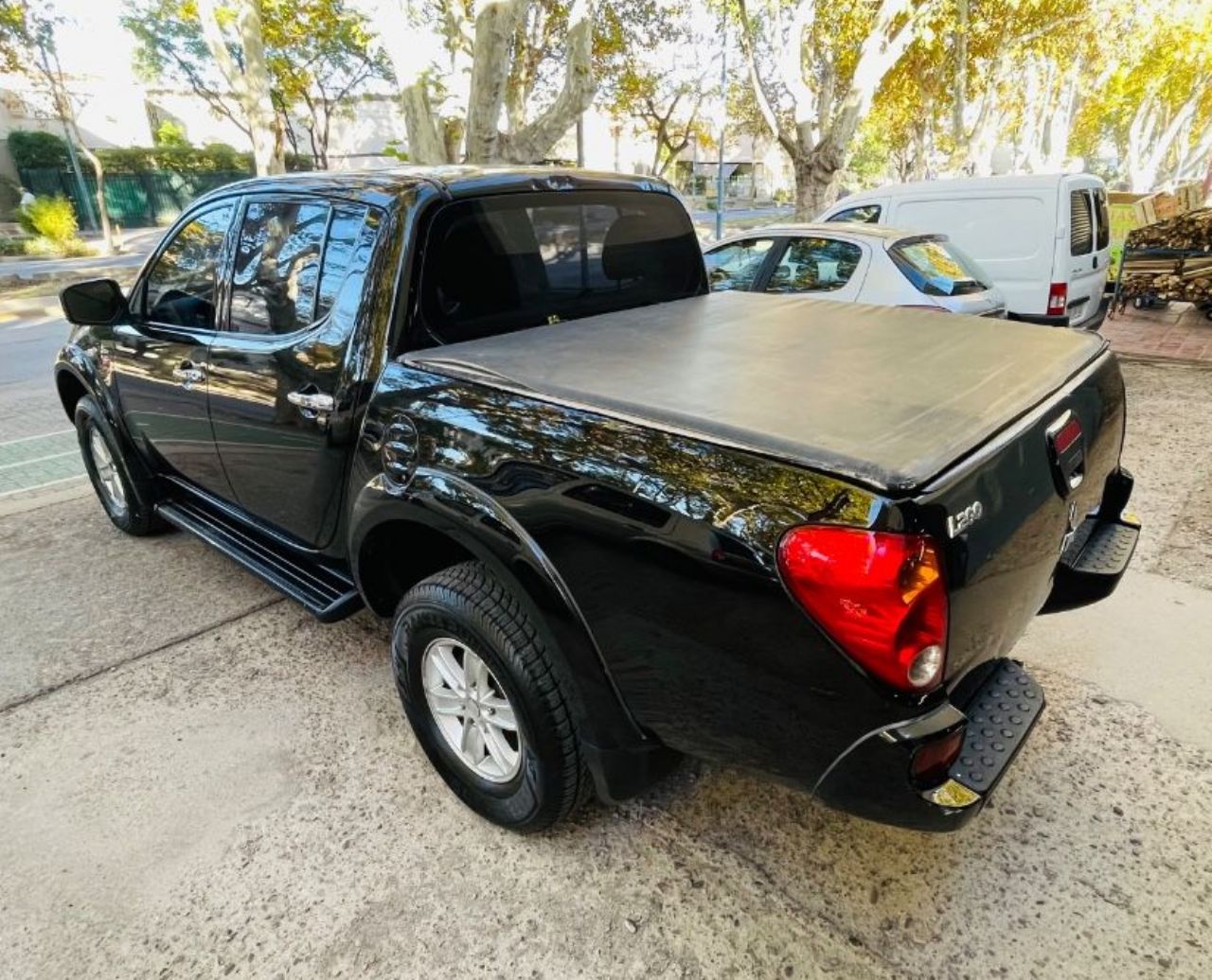 Mitsubishi L200 Usada en Mendoza, deRuedas