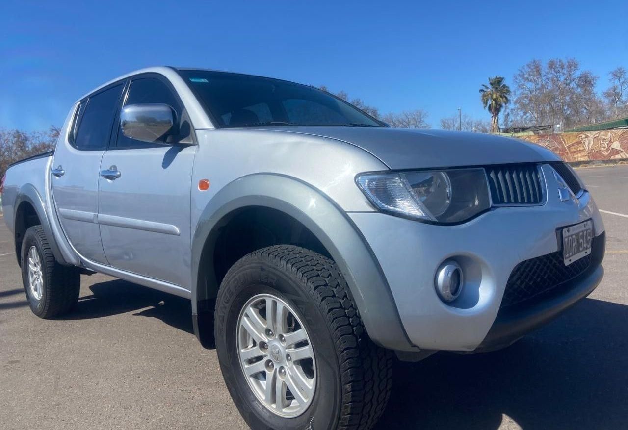 Mitsubishi L200 Usada en Mendoza, deRuedas