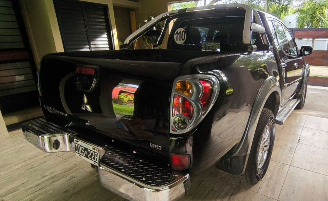 Mitsubishi L200 Usada en Santa Fe, deRuedas