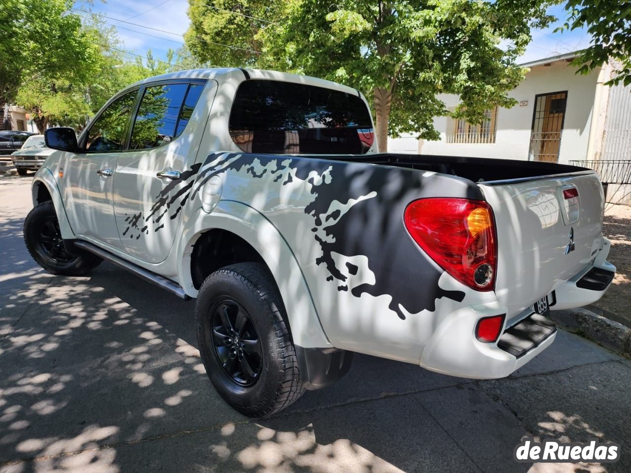 Mitsubishi L200 Usada en Mendoza, deRuedas