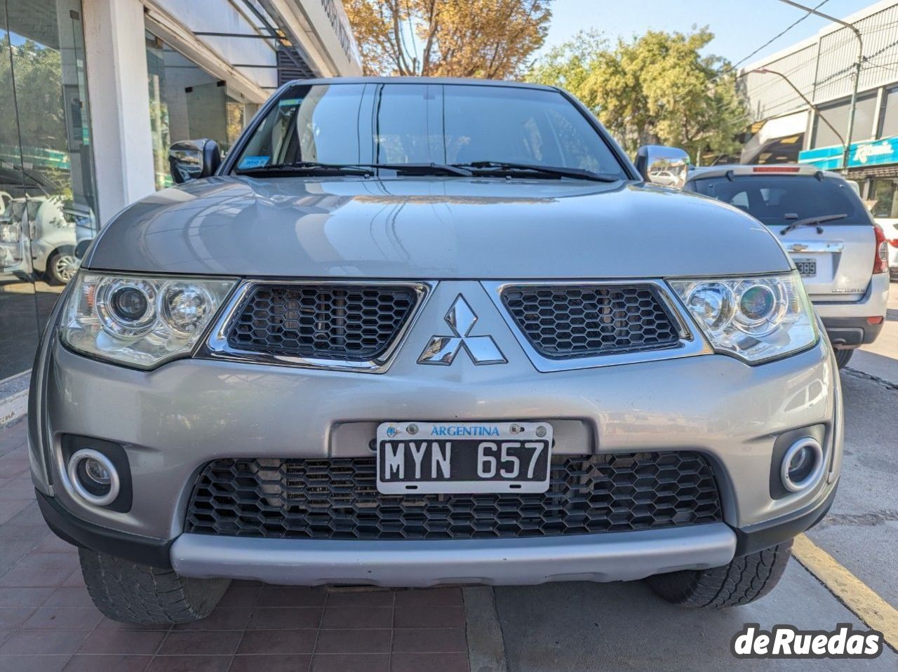 Mitsubishi L200 Usada en Mendoza, deRuedas