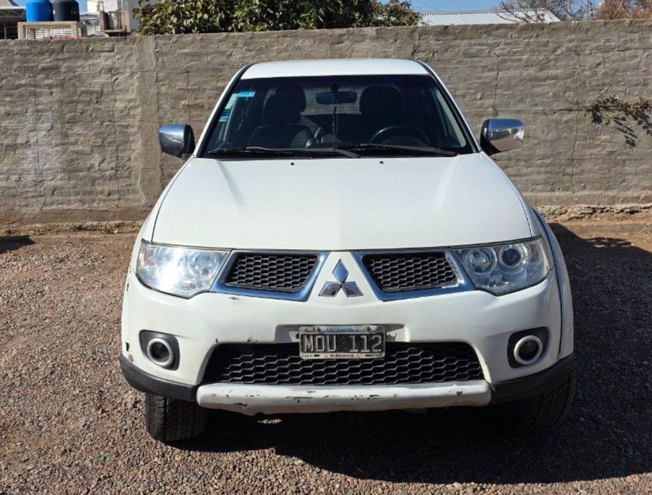 Mitsubishi L200 Usada en Mendoza, deRuedas