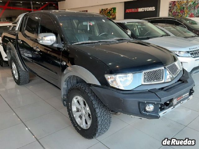Mitsubishi L200 Usada en Mendoza, deRuedas