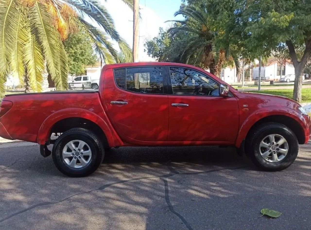 Mitsubishi L200 Usada en Mendoza, deRuedas