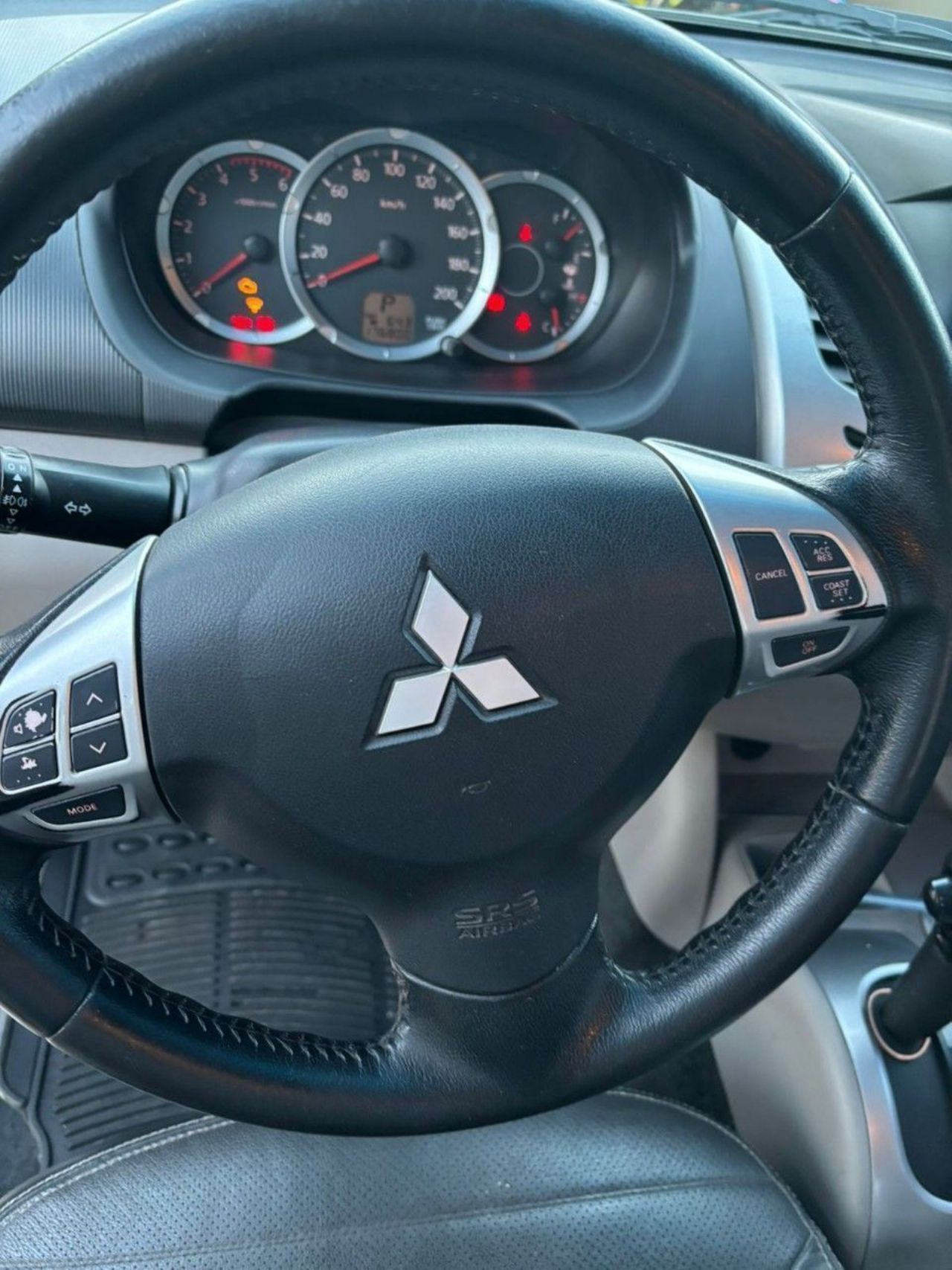 Mitsubishi L200 Usada en Mendoza, deRuedas