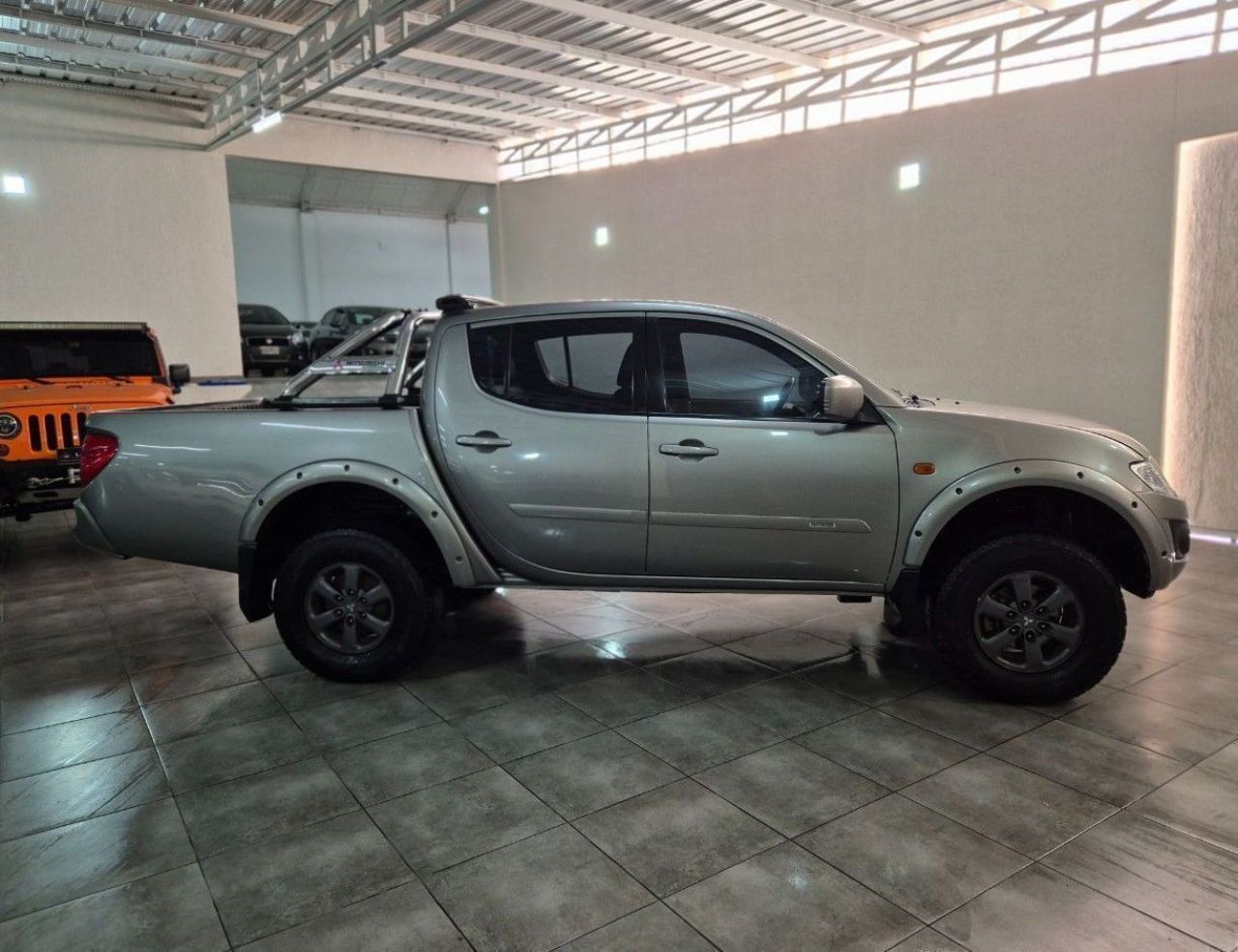 Mitsubishi L200 Usada Financiado en Mendoza, deRuedas