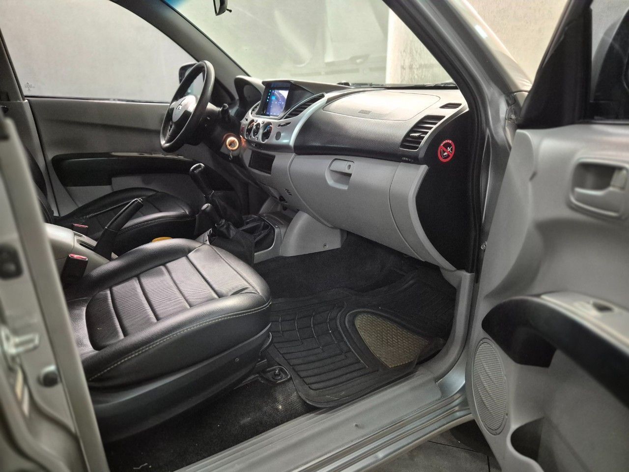 Mitsubishi L200 Usada Financiado en Mendoza, deRuedas