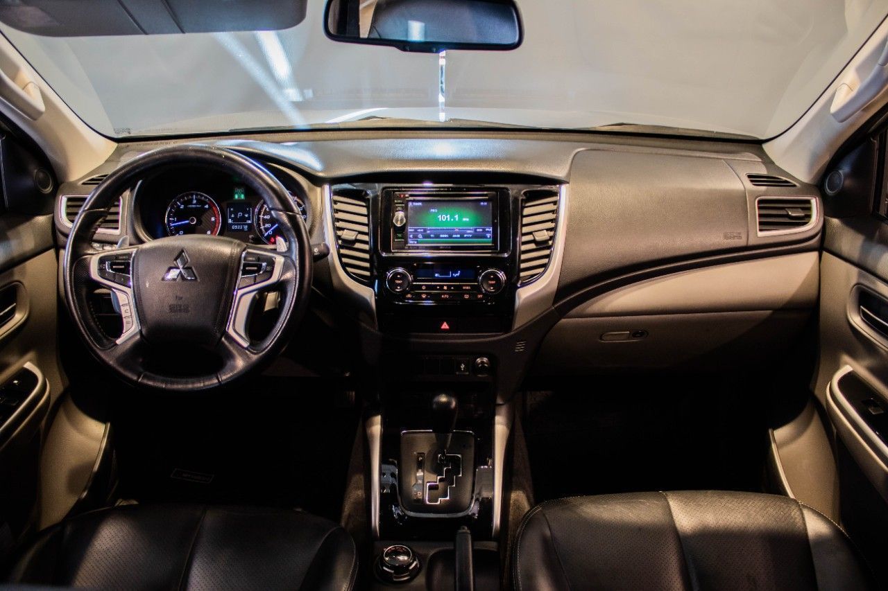 Mitsubishi L200 Usada en Córdoba, deRuedas