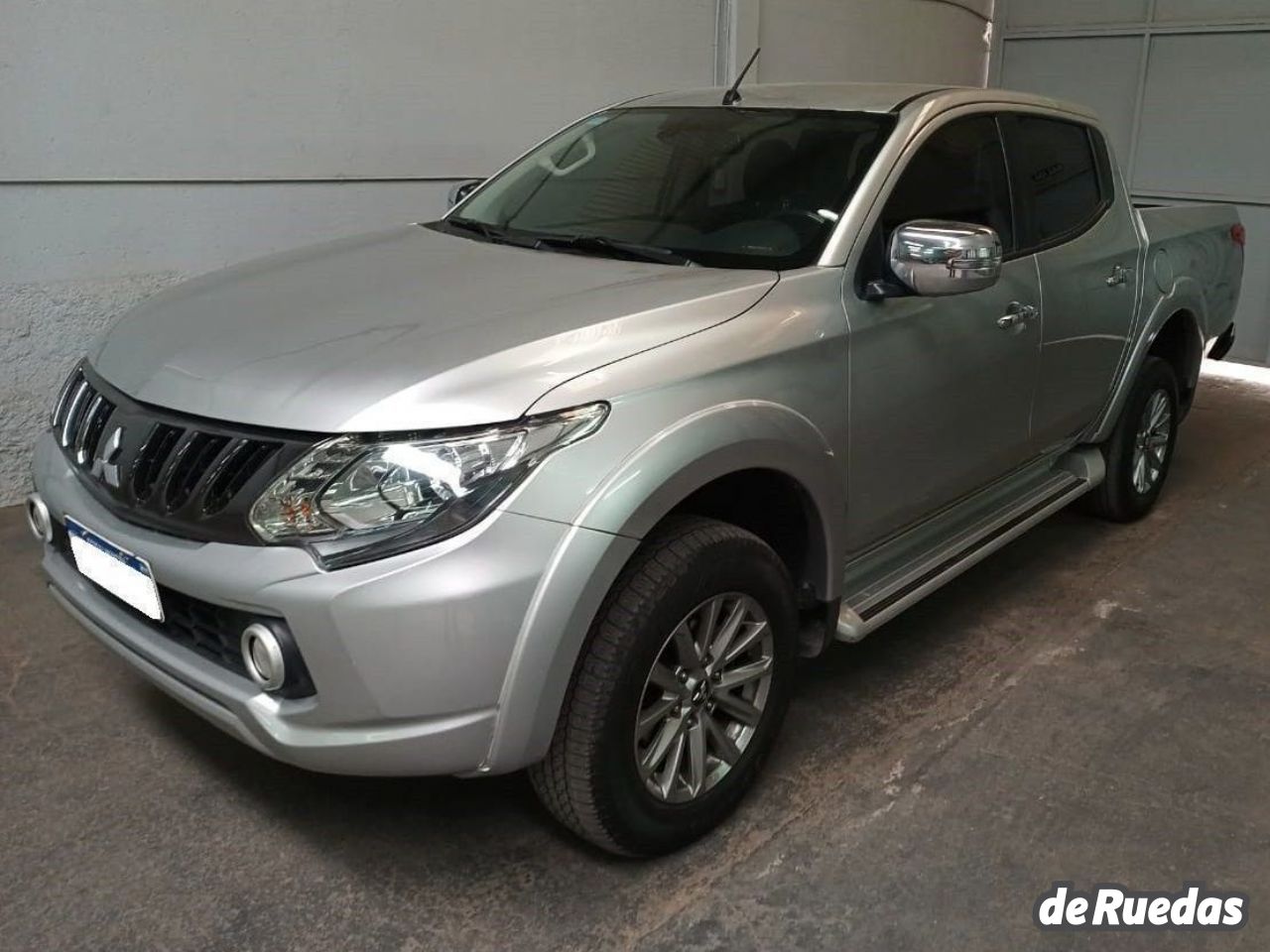 Mitsubishi L200 Usada en Mendoza, deRuedas