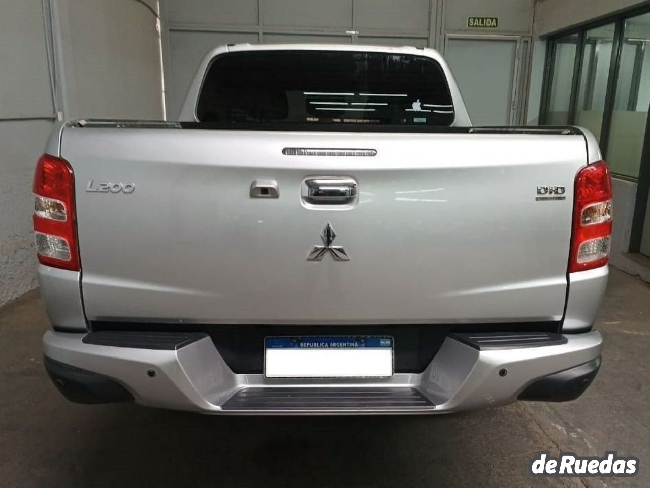 Mitsubishi L200 Usada en Mendoza, deRuedas