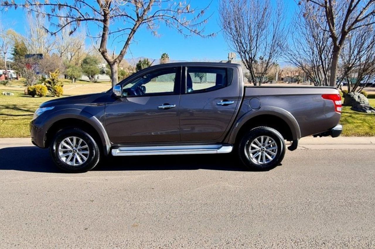Mitsubishi L200 Usada en Mendoza, deRuedas