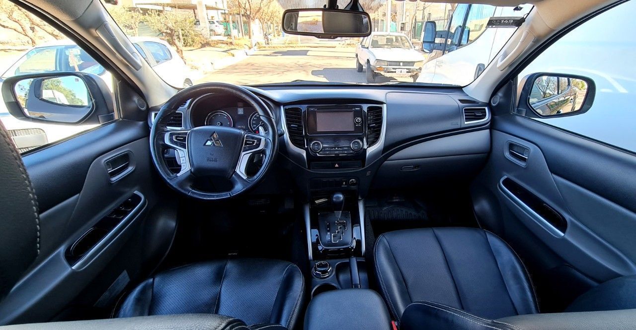 Mitsubishi L200 Usada en Mendoza, deRuedas