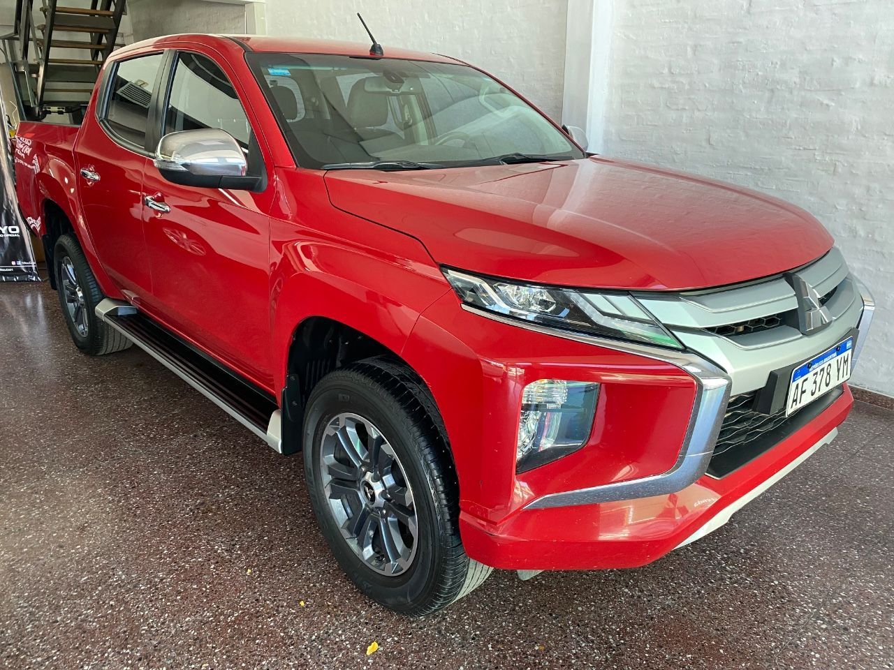 Mitsubishi L200 Usada Financiado en Mendoza, deRuedas