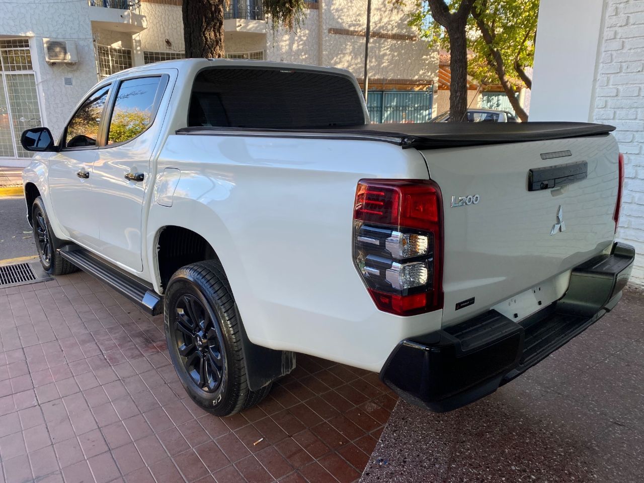 Mitsubishi L200 Usada Financiado en Mendoza, deRuedas