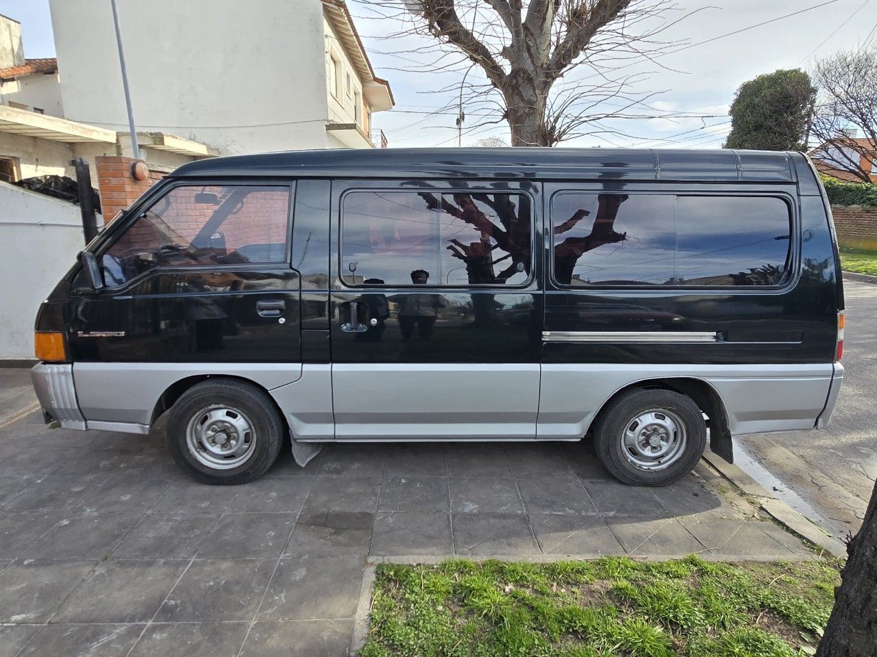 Mitsubishi L300 Usada en Buenos Aires, deRuedas