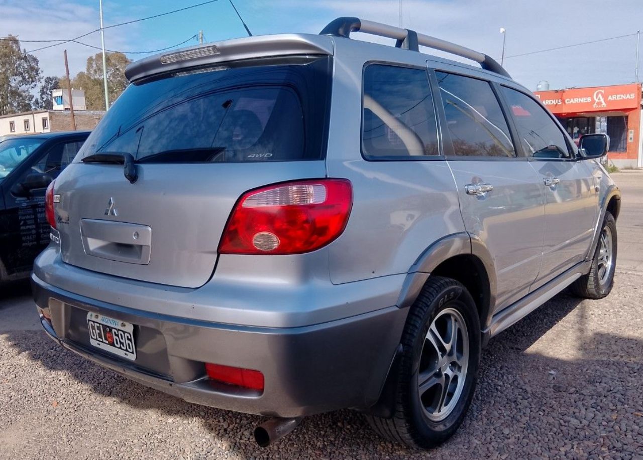 Mitsubishi Outlander Usado en Mendoza, deRuedas
