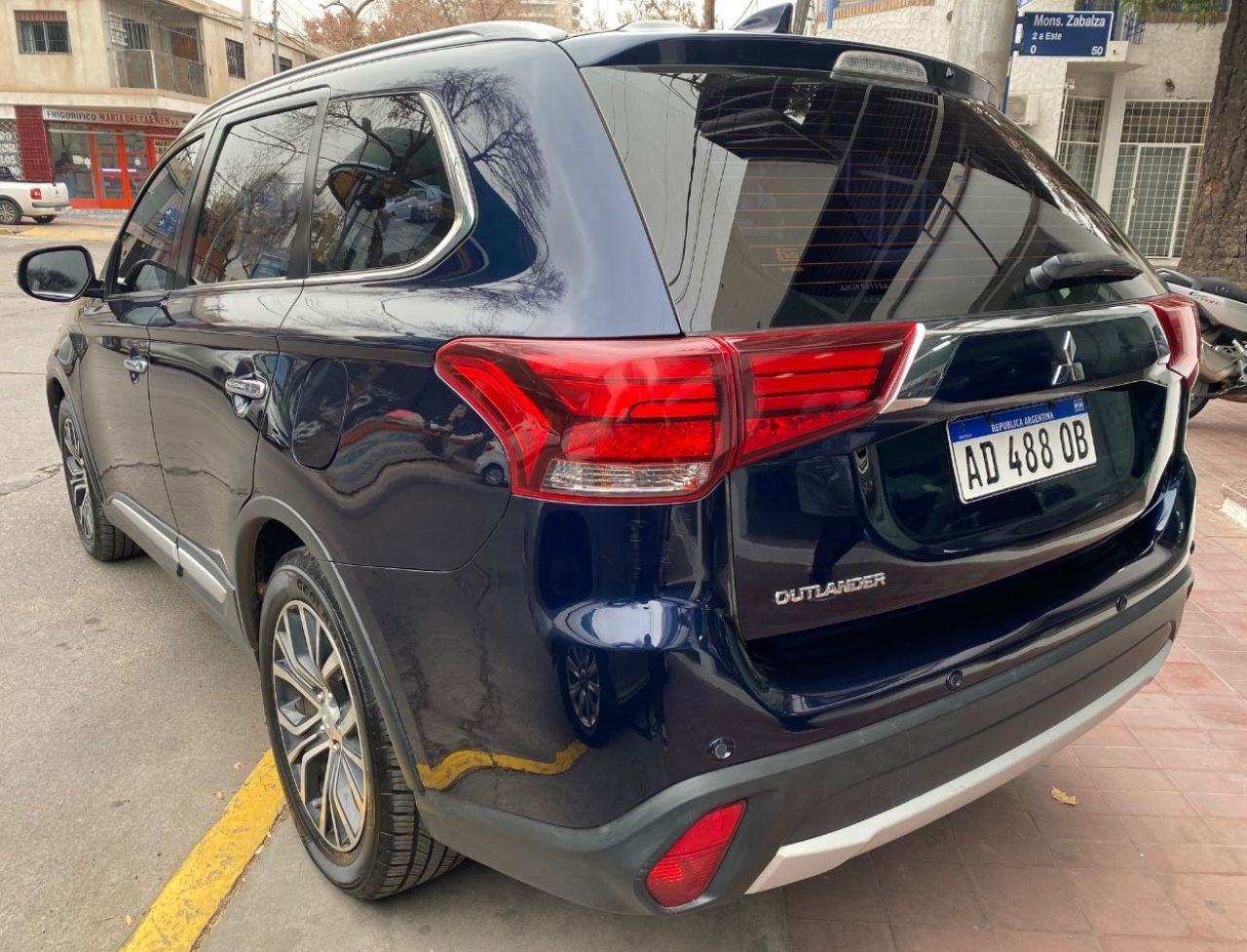 Mitsubishi Outlander Usado Financiado en Mendoza, deRuedas